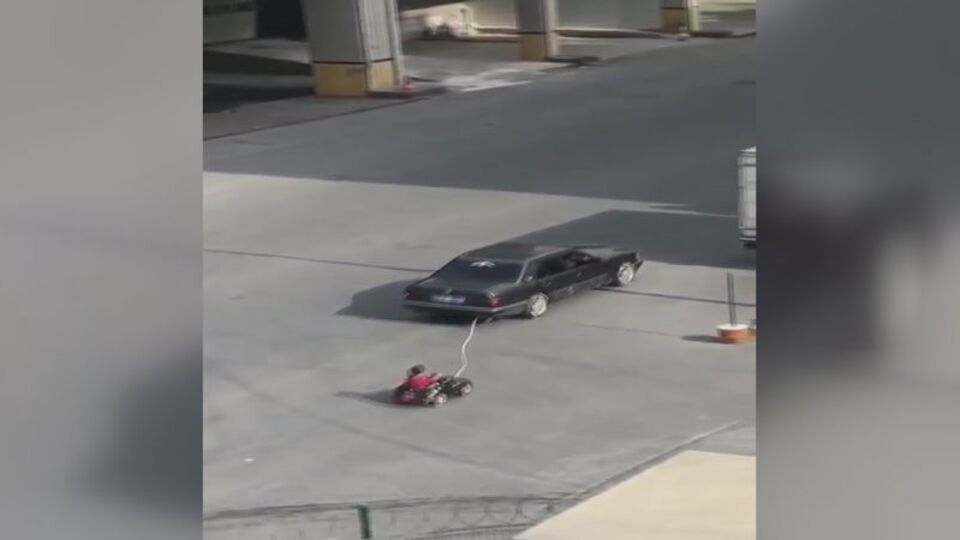 Esenyurt'ta akılalmaz görüntü! Gözaltına alındı