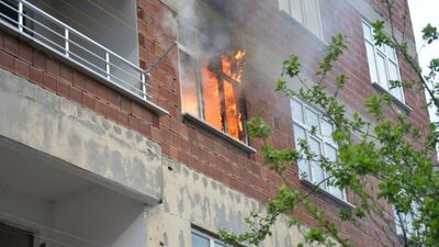 Mutfak tüpü bomba gibi patladı