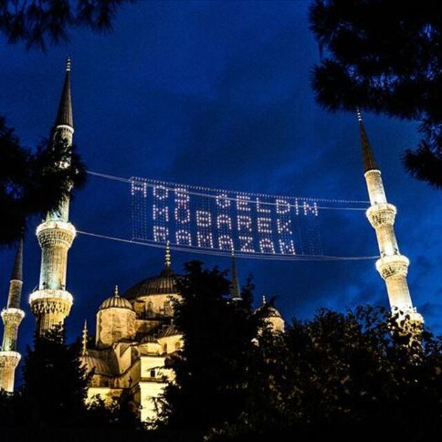 Oruçlar nisanın kaçında başlıyor?