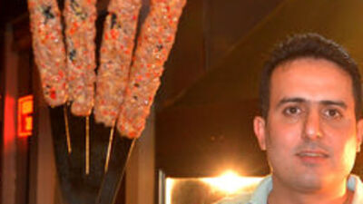 Kimi sigara kimi kebapçı için sokağa döküldü!