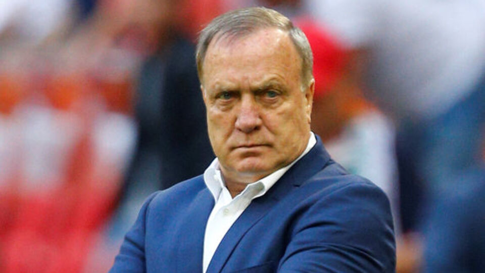 Advocaat'ın sözleşmesi uzatıldı