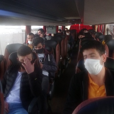 Bu da oldu! Sahte seyahat belgesiyle yakalandılar!