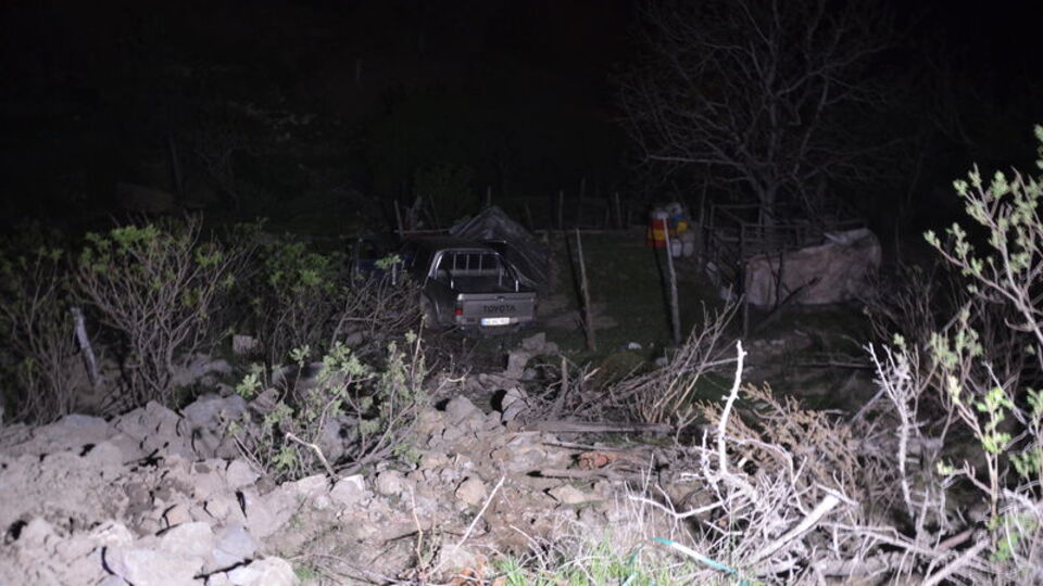 Akrabalar arasında köpek tartışması: 2 ölü