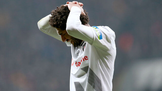 Elneny'nin menajerinden flaş sözler