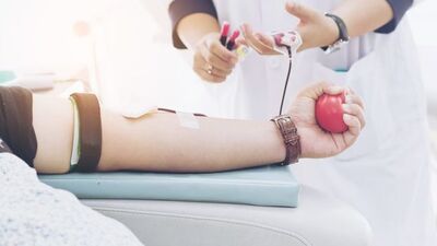 Kan vermek orucu bozar mı?