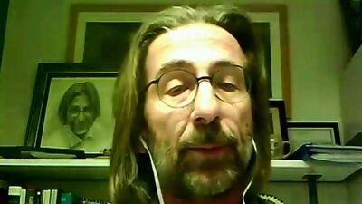 Ercüment Ovalı kimdir?