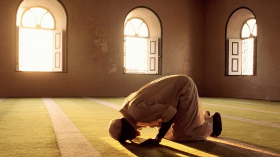 Teravih namazı saat kaçta, nasıl kılınır?