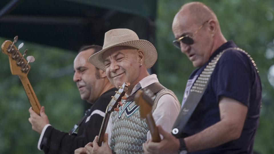 Özkan Uğur kanser tedavisi görüyor