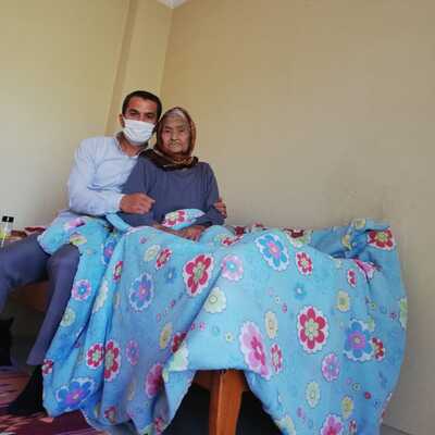 Yaş: 93! İki anjiyo ve astım-bronşit! "Annemden ümidimi kesmiştim!"