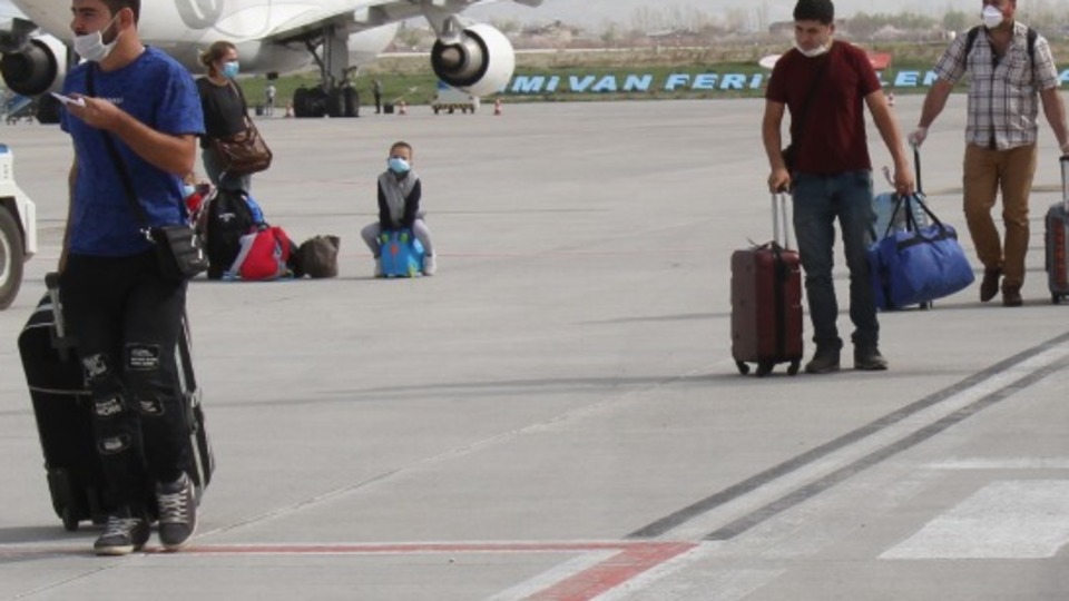 Umman'dan gelenler, Van'a yerleştirildi