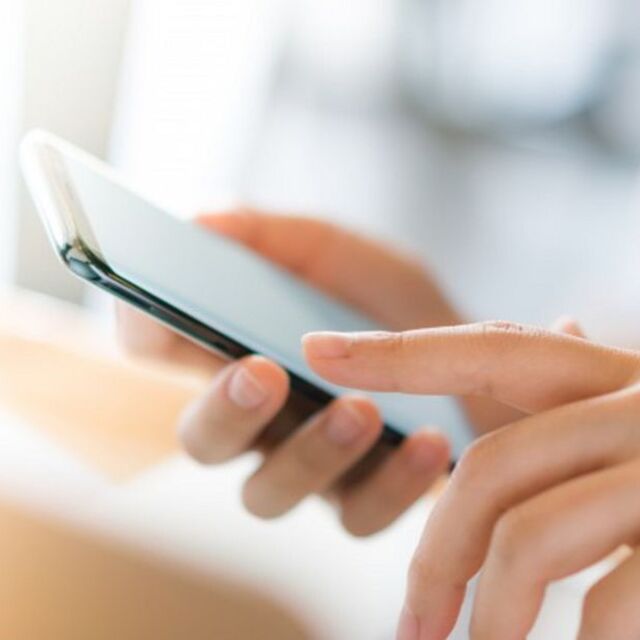 Arızalı telefonları evden aldıracak