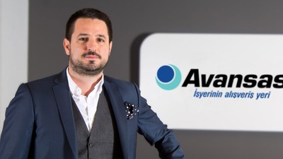 Sağlık çalışanlarına maske desteği