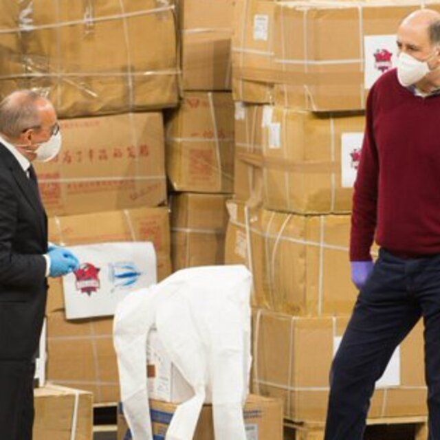 2 kulüpten ekipman yardımı