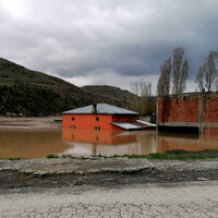 Karakurt su tuttu, evler su altında kaldı