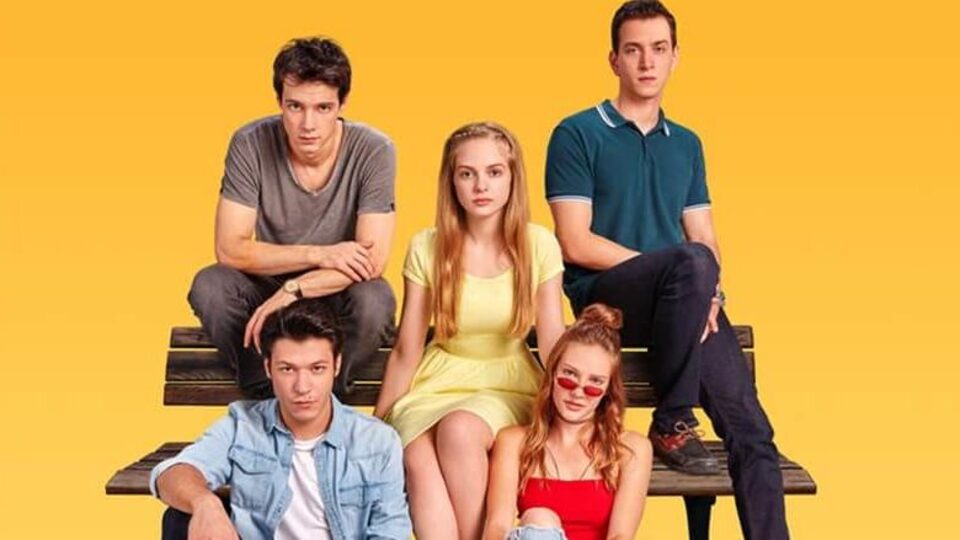 Aşk 101 dizisinin oyuncuları ve konusu