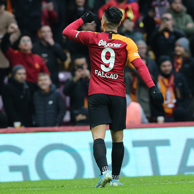 Menajerinden flaş sözler