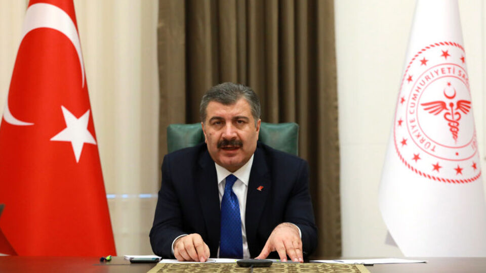 Fahrettin Koca ne doktoru?