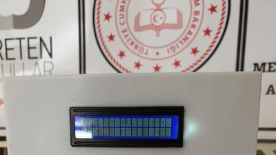 Meslek lisesi öğretmenleri, hava dezenfekte cihazı ve temassız termometre üretti