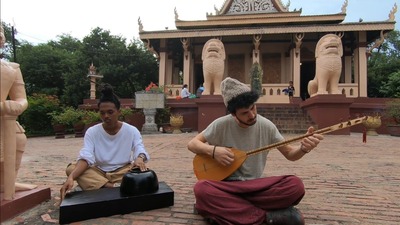 Bağlama sevdalısı salgına tapınakta yakalandı