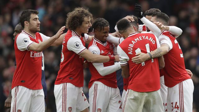 Arsenal tesislerde idmanlara başladı