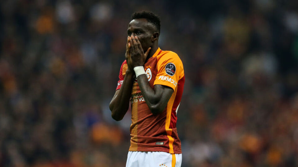 Bruma'yı dost kazığı! Dolandırıldı