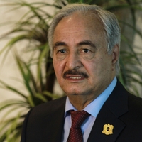 Hafter kendisini tek taraflı "devlet başkanı" ilan etti!