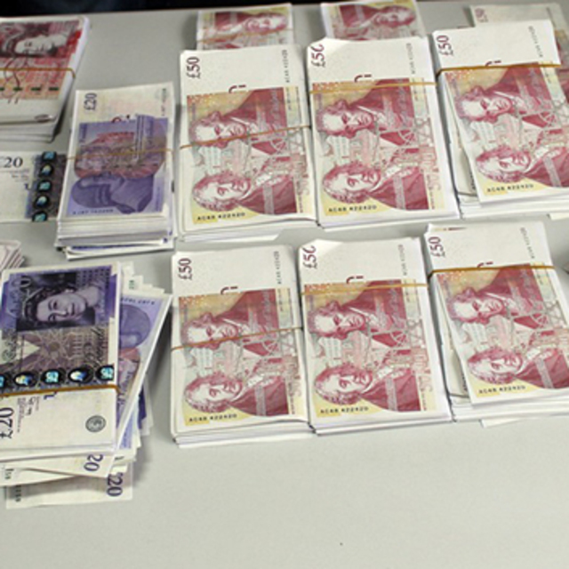 Yol kontrolünde polisler buldu... Değeri 3,5 milyon TL