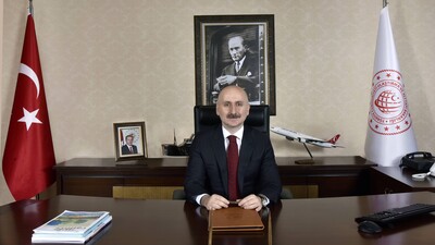 Bakan Karaismailoğlu'ndan yük aracı açıklaması