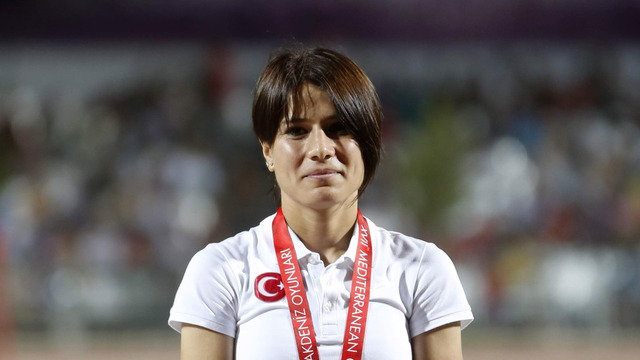 Eski milli atlette yasaklı madde!
