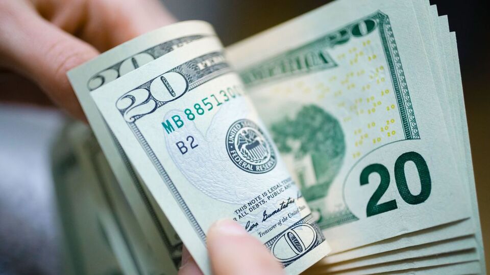 Dolar kritik seviyeyi zorluyor