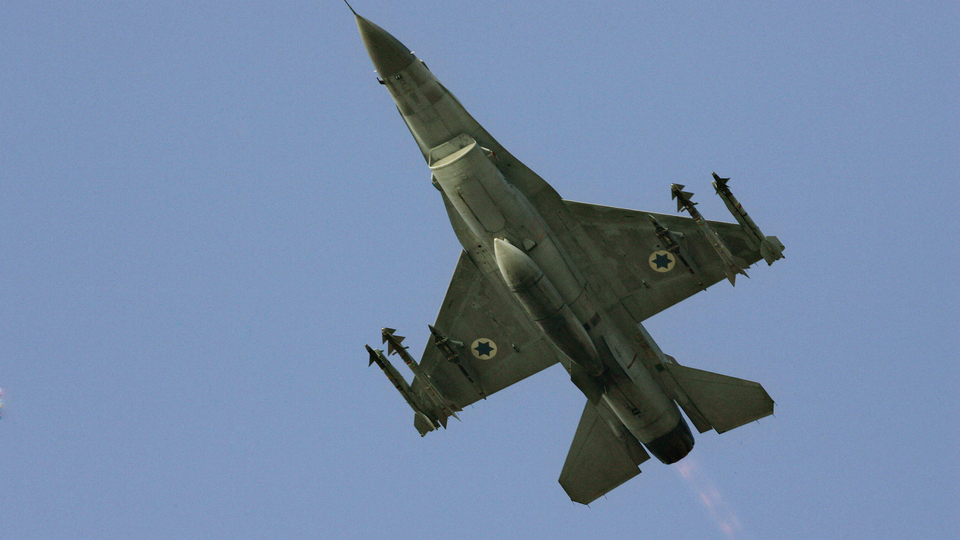 İsrail Savunma Bakanı Bennett: Yeni stratejimiz İran'ı Suriye'den çıkarmak