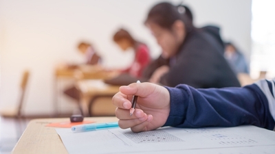 LGS 2020 ertelendi mi?