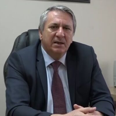 "15 yaşındaki kız, 30'dan fazla kişiye virüs bulaştırdı!"