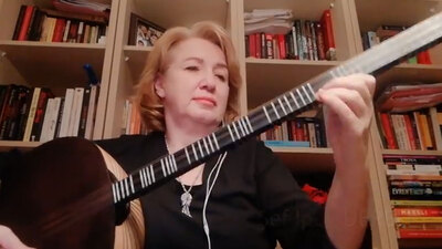 Parlamenterlerden evde 23 Nisan konseri