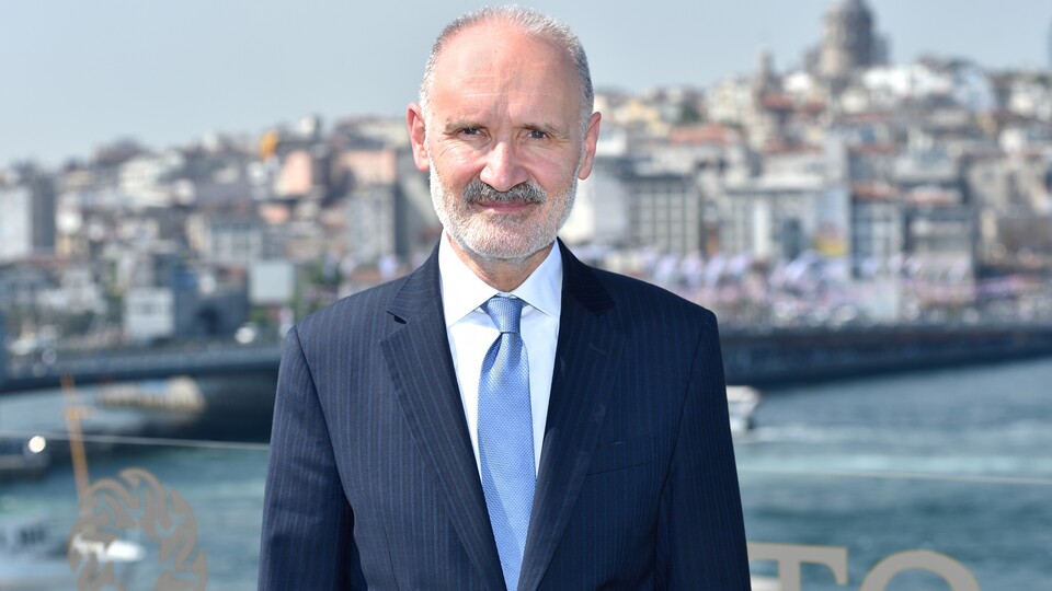 "Üreterek hayatı yeniden açacağız"