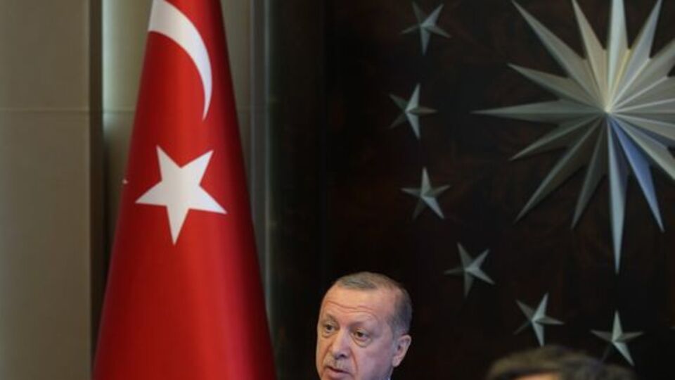 Cumhurbaşkanı Erdoğan, korona tedavisi gören hastalarla görüştü