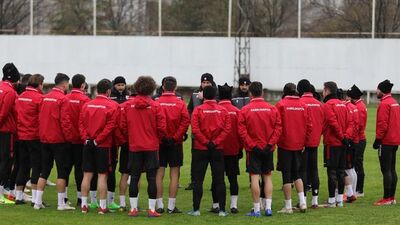 Samsunspor´da toplanma tarihi ertelendi