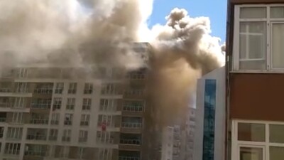 Kız yurdunda yangın çıktı sosyal mesafe unutuldu