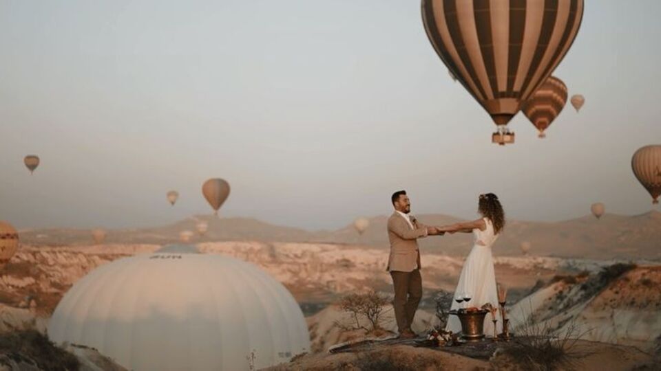 Koronavirüs evlenecek çiftleri bunalıma soktu