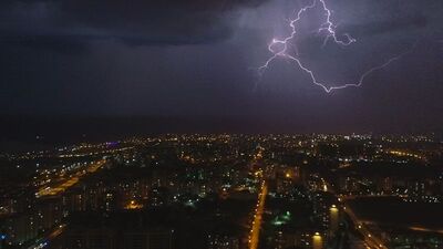 Meteoroloji'den kuvvetli sağanak uyarısı!