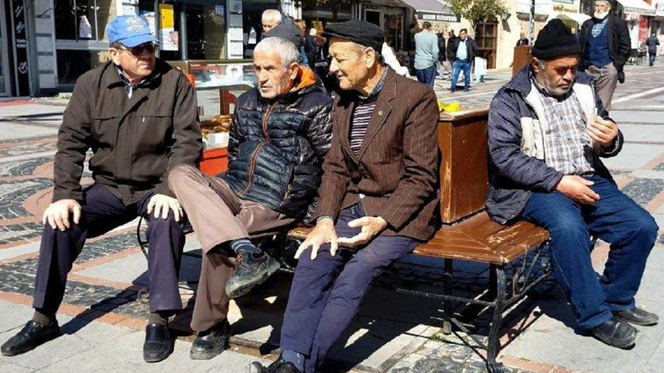 65 yaş üstü ve 20 yaş altı için yeni düzenleme