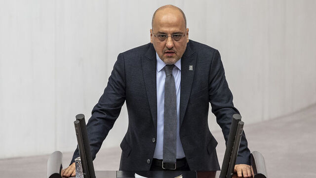 Ahmet Şık HDP'den istifa etti