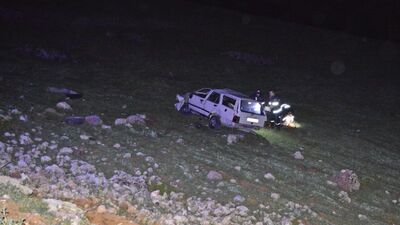 Kontrolden çıkan otomobil devrildi: 3 yaralı