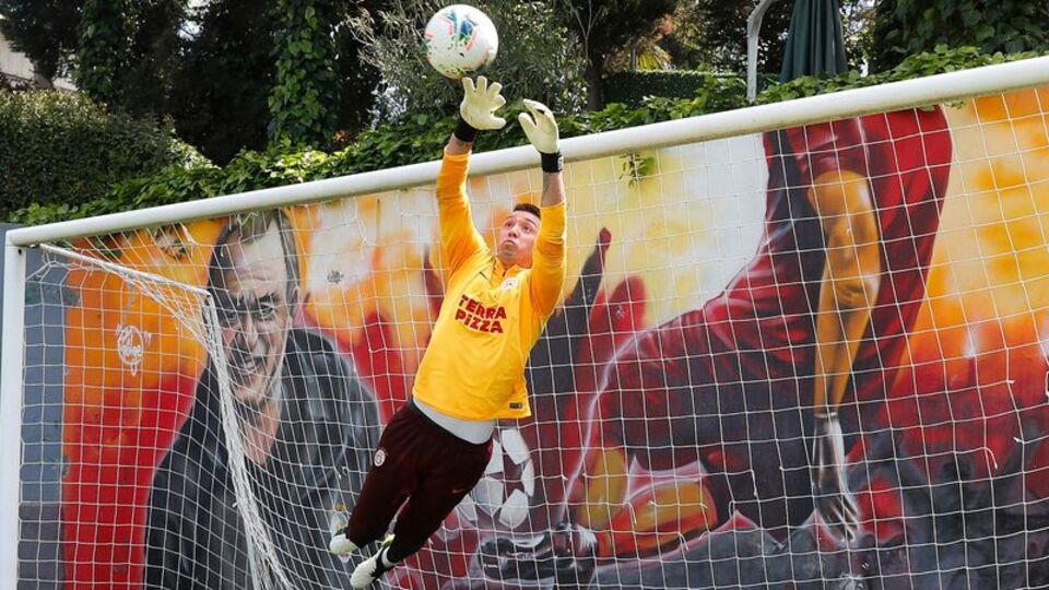 Galatasaray'da çalışmalar sürüyor