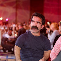 Çaycı Hüseyin'e bir şok daha...