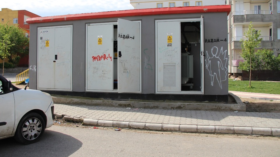 Trafoya dadanıp 392 kişiyi mağdur ettiler!