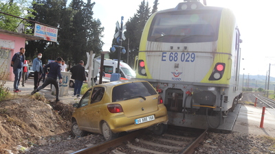 Hemzemin geçitte faciadan dönüldü!
