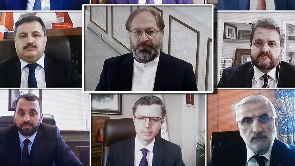 Erbaş, yeni atanan il müftüleriyle görüştü