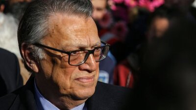 Mesut Yılmaz beyin ameliyatı geçirdi