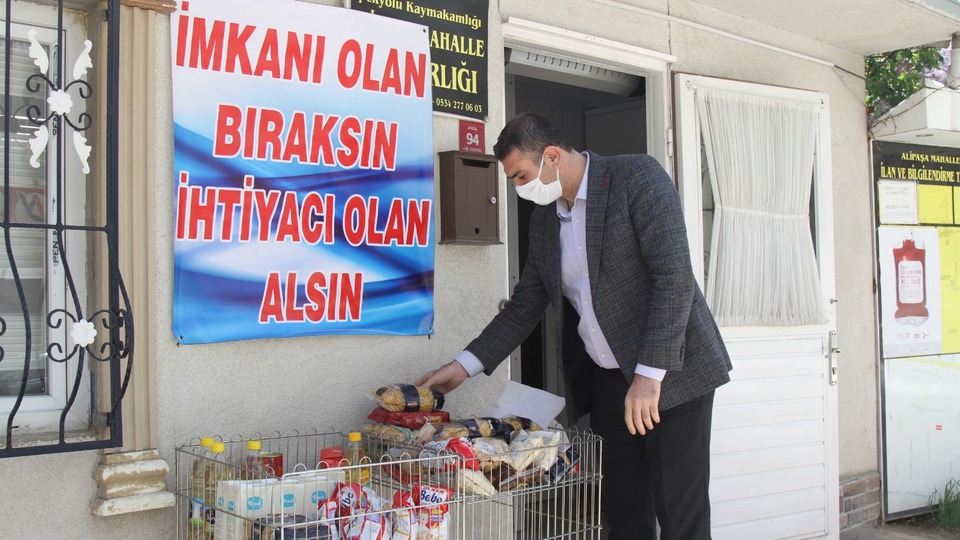 Muhtardan örnek hareket